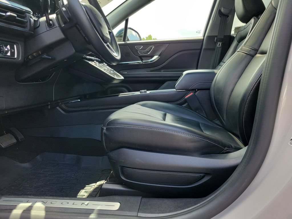 Certified 2022 Lincoln Corsair FWD w/ Premium Package image 19