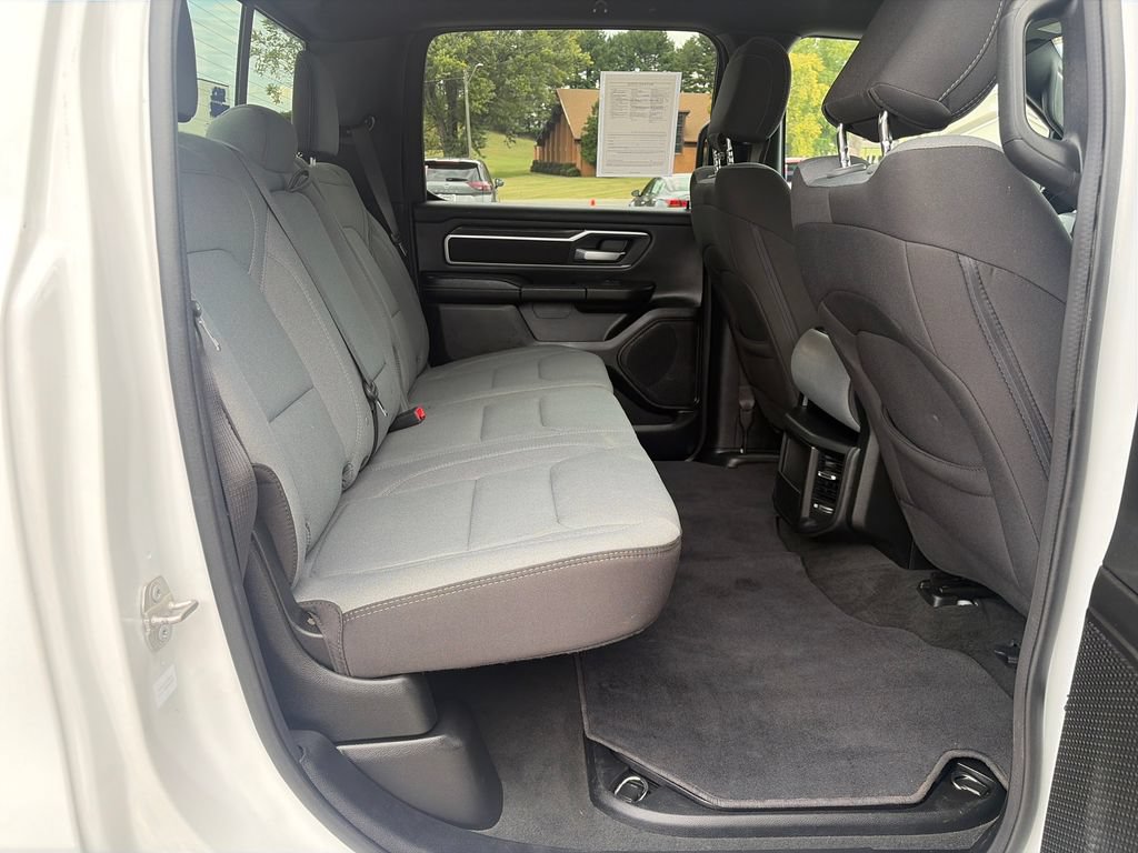 Used 2023 RAM 1500 Big Horn AWD/4WD image 40