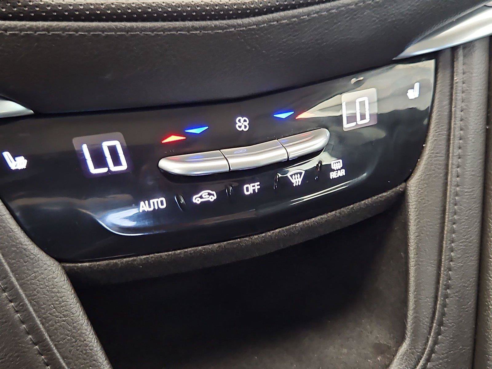 Used 2017 Cadillac XT5 Luxury w/ Driver Awareness Package FWD image 21
