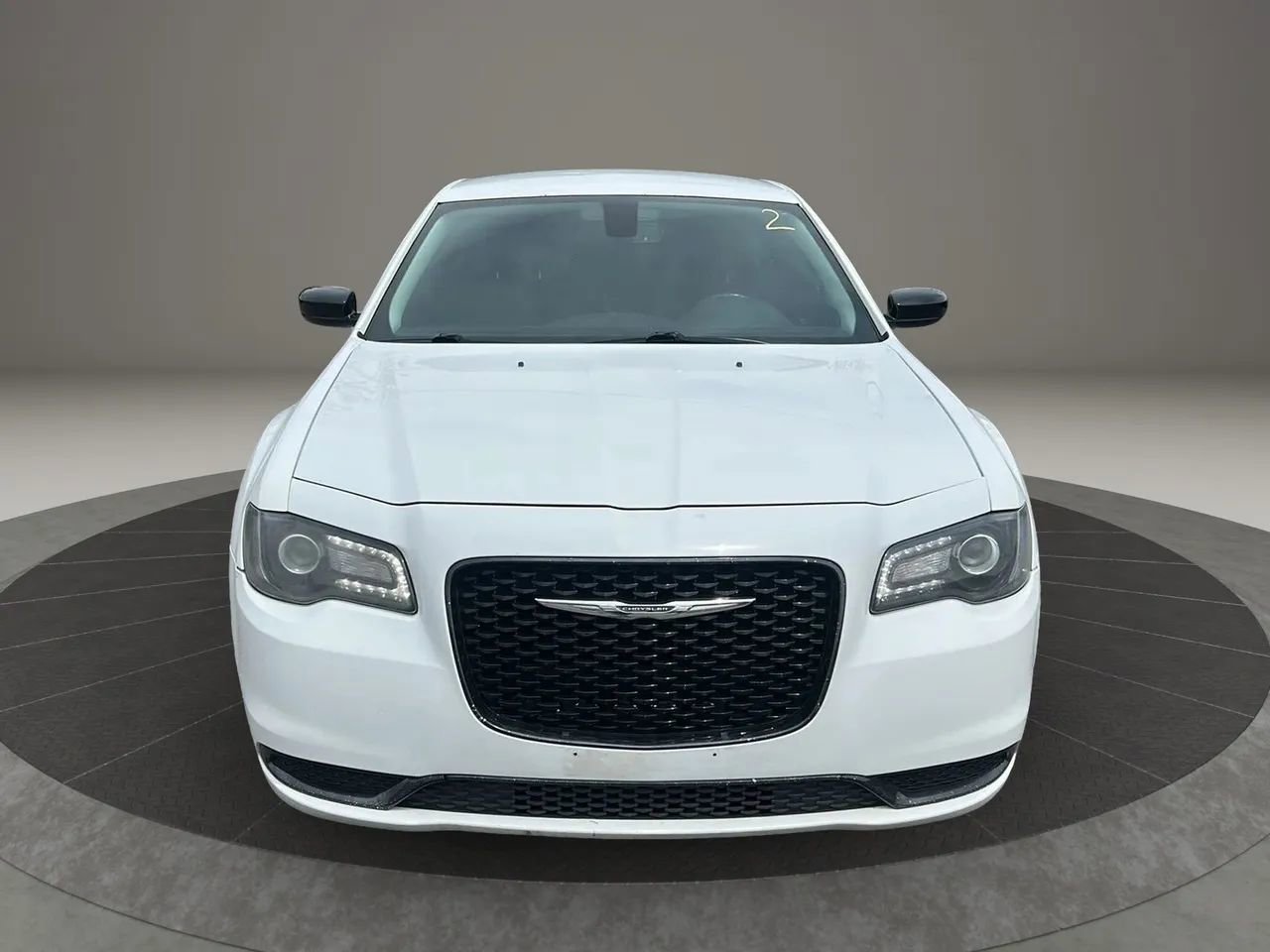 Used 2019 Chrysler 300 Touring w/ Sport Appearance Package RWD image 8