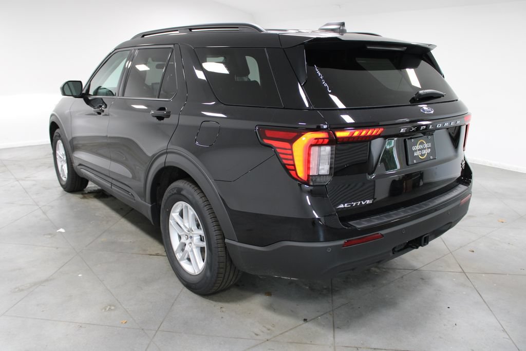 New 2026 Ford Explorer Active RWD image 6