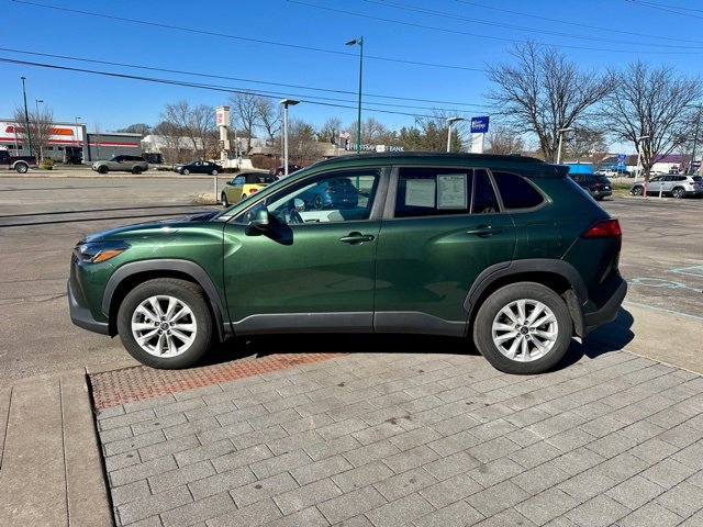 Used 2022 Toyota Corolla Cross LE image 4