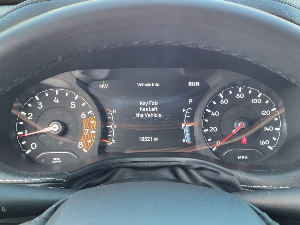 Used 2023 Jeep Compass Latitude AWD/4WD image 7