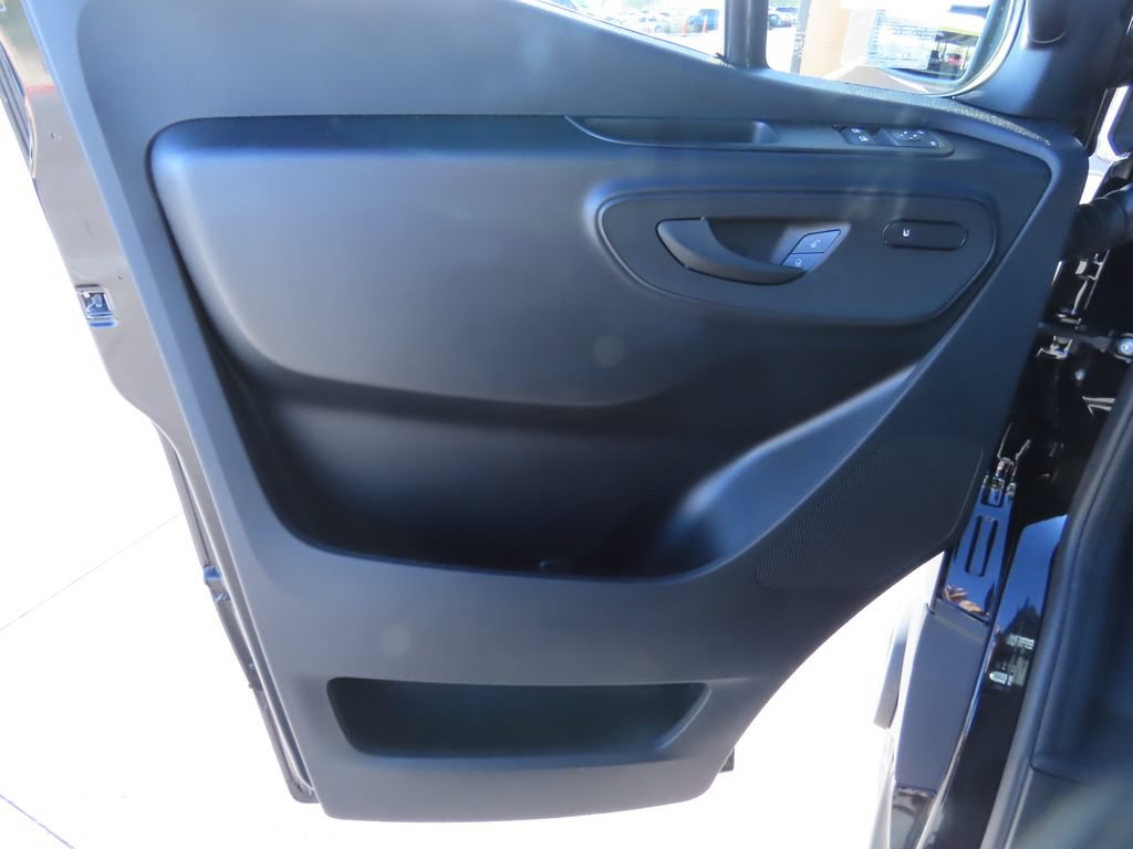 Used 2025 Mercedes-Benz Sprinter 3500 image 24