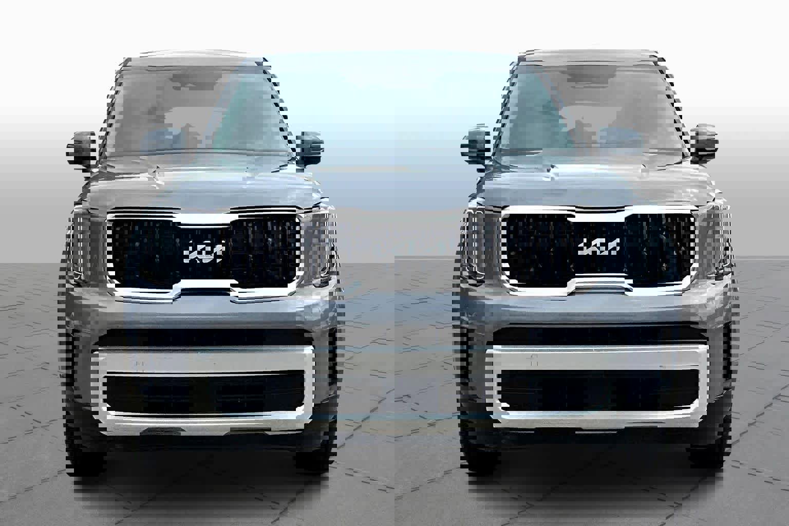 Used 2024 Kia Telluride LX image 4