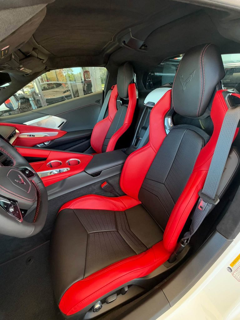 New 2027 Chevrolet Corvette Grand Sport w/ Z52 Sport Performance Package RWD image 13