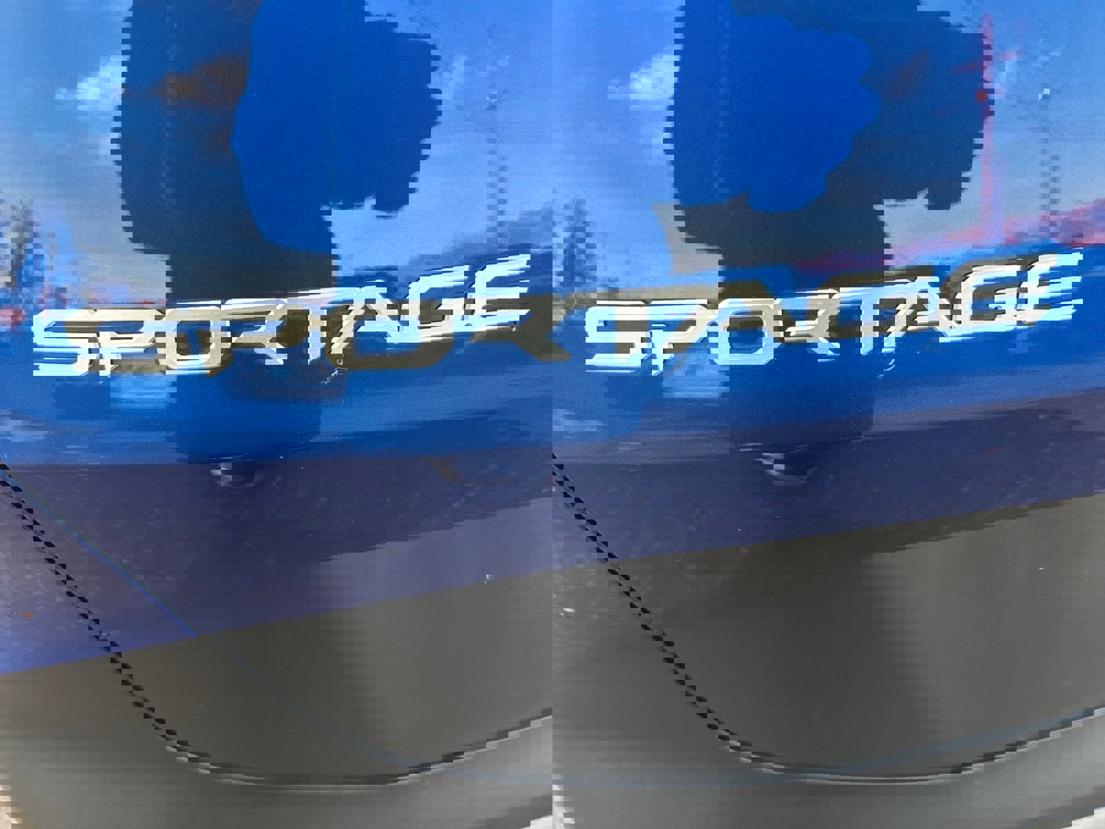 Used 2023 Kia Sportage EX image 19