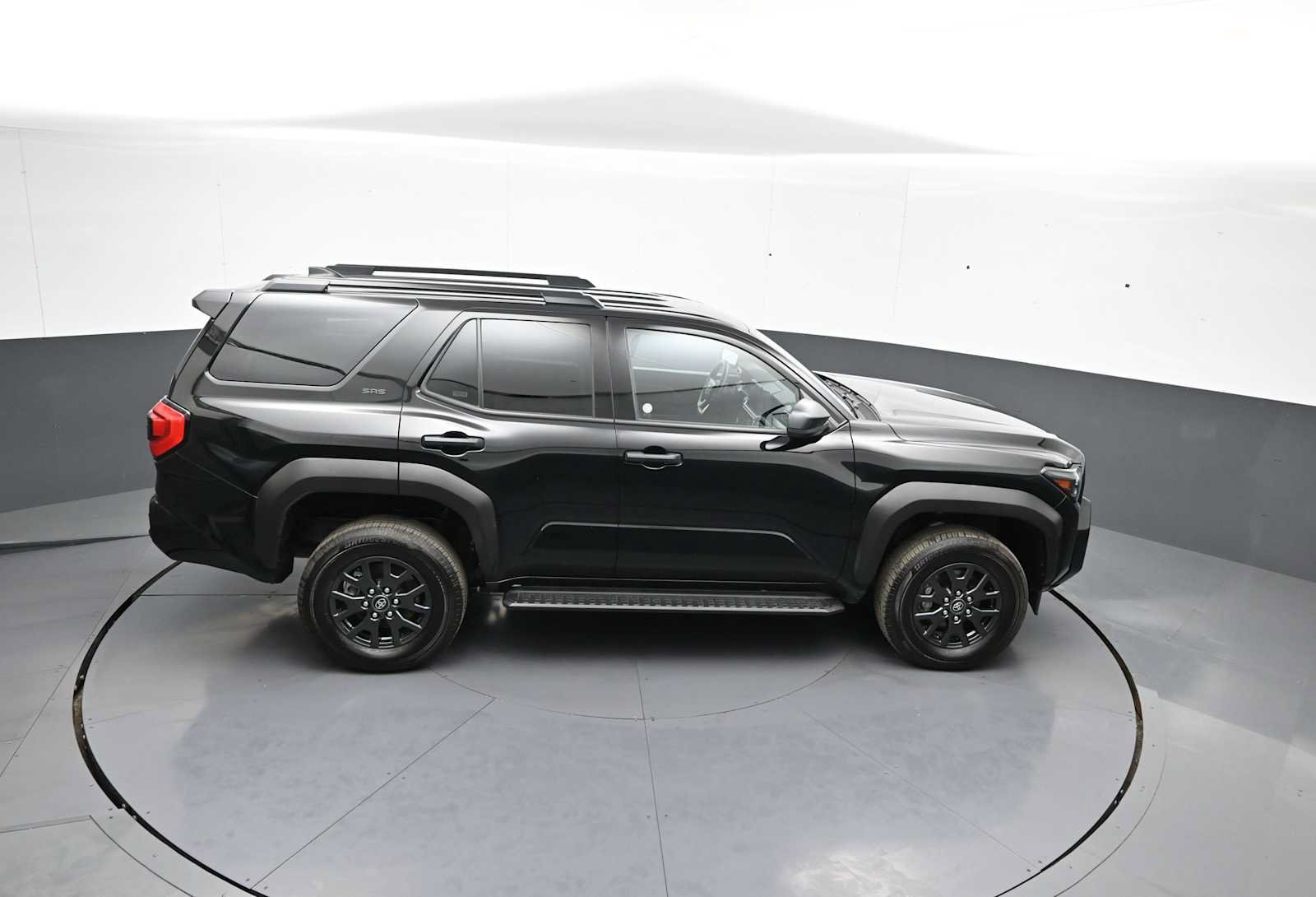 Certified 2025 Toyota 4Runner SR5 AWD/4WD image 36