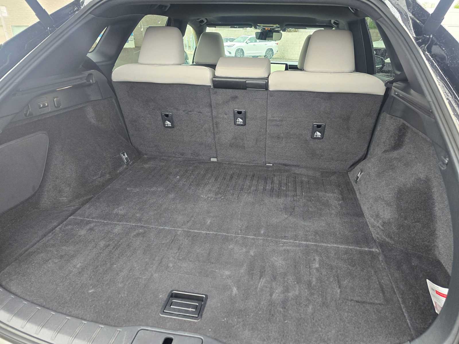 Used 2023 Lexus RX 350 Premium w/ Accessory Package AWD/4WD image 17