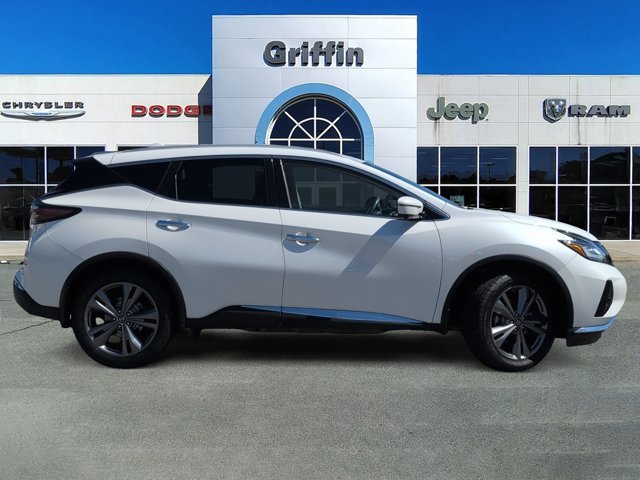 Used 2019 Nissan Murano Platinum w/ Cargo Package FWD image 3