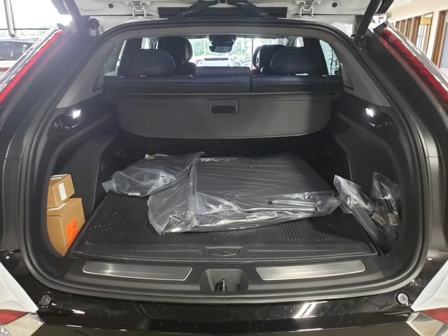 New 2027 Cadillac Optiq Premium Luxury w/ LPO, Floor Liner Package AWD/4WD image 5