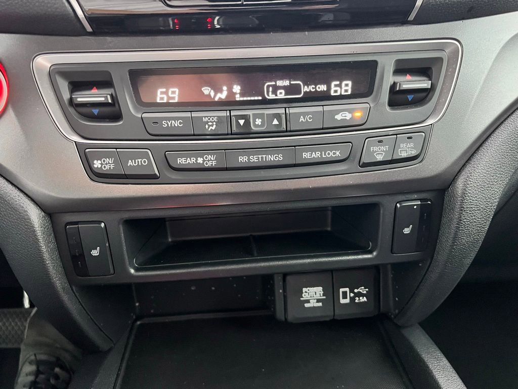Used 2022 Honda Pilot Sport image 38