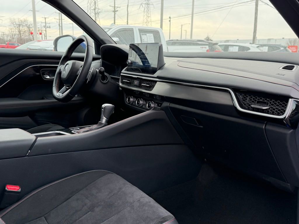 Certified 2025 Acura ADX A-Spec image 12