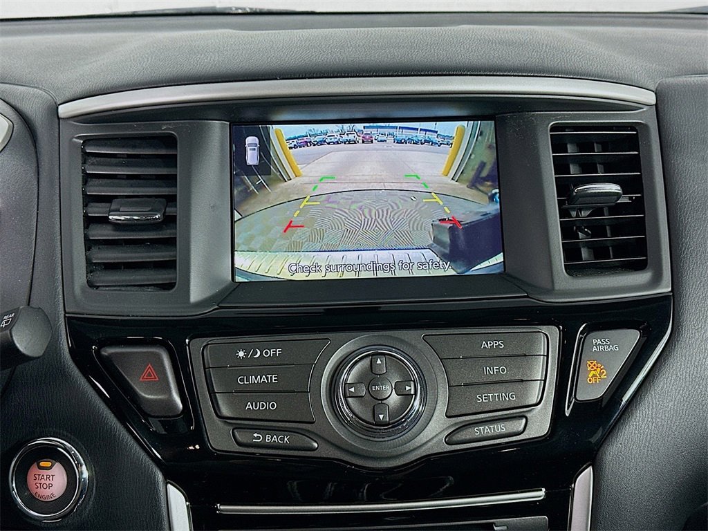 Used 2020 Nissan Pathfinder S image 13