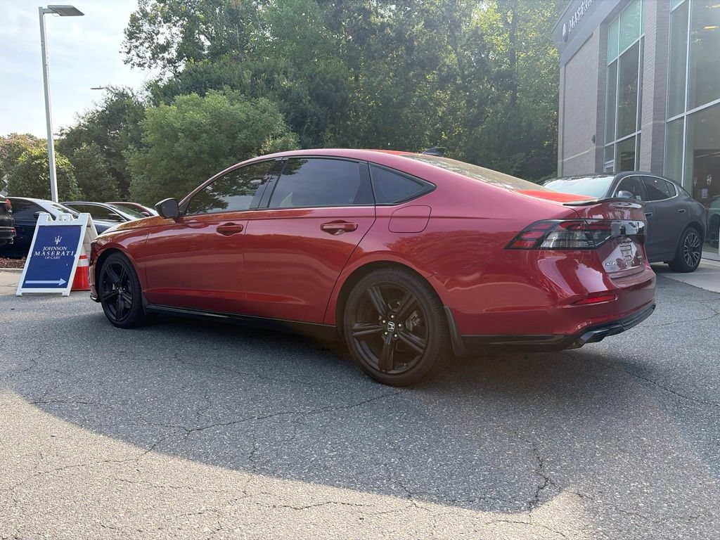Used 2024 Honda Accord Sport image 4