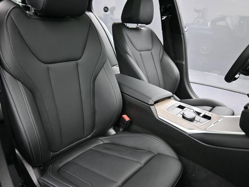 Used 2025 BMW 330i xDrive Sedan image 20