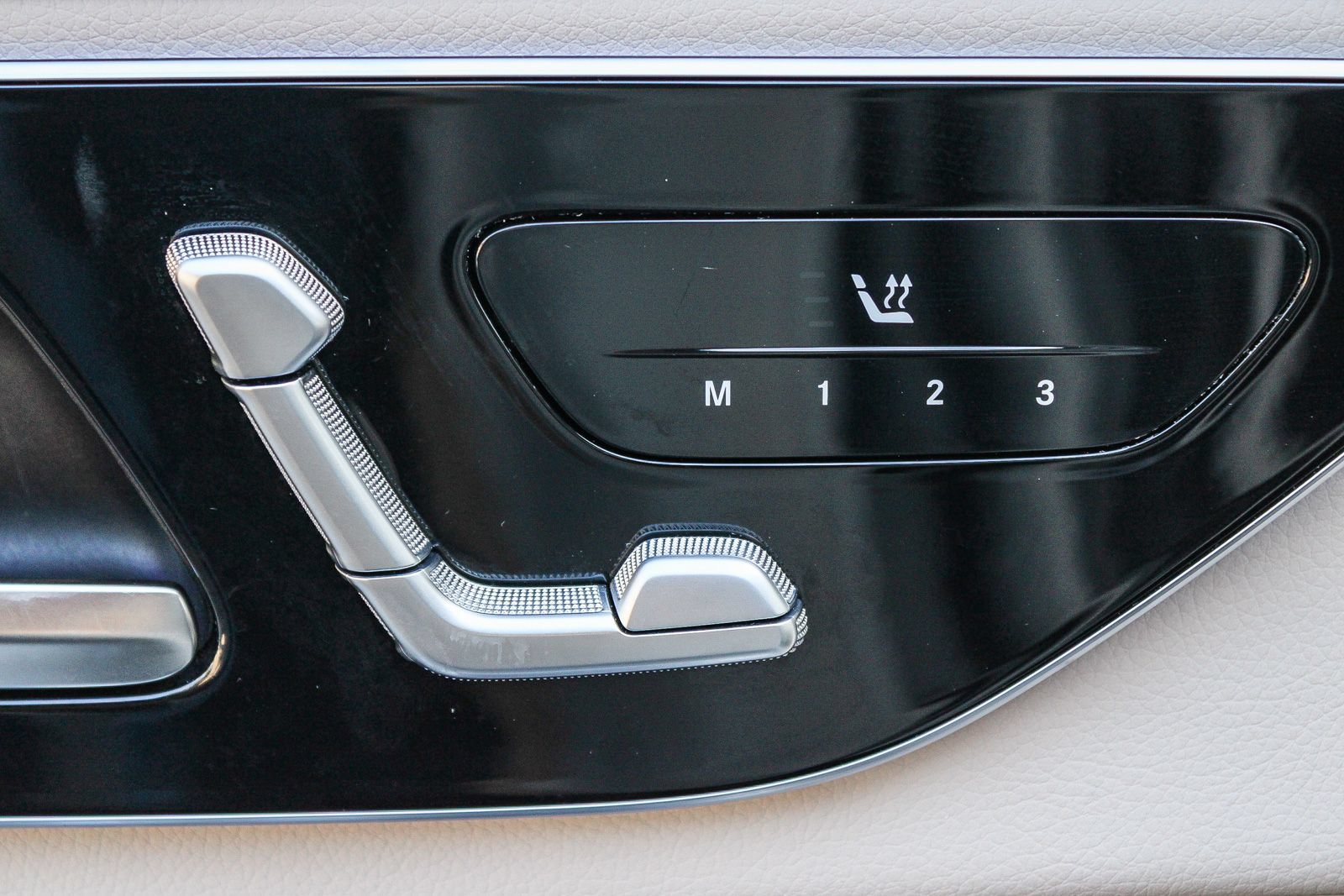 Certified 2026 Mercedes-Benz GLC 300 4MATIC image 21