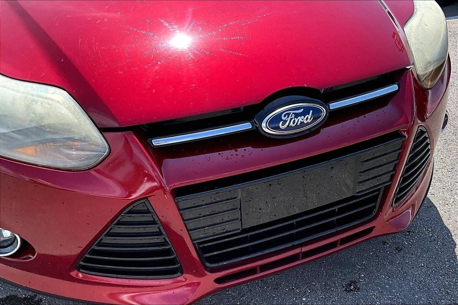 Used 2013 Ford Focus Titanium w/ Titanium Handling Pkg FWD image 29