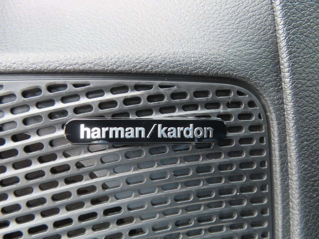 New 2026 Chrysler Pacifica Pinnacle w/ Trailer Tow Group image 14