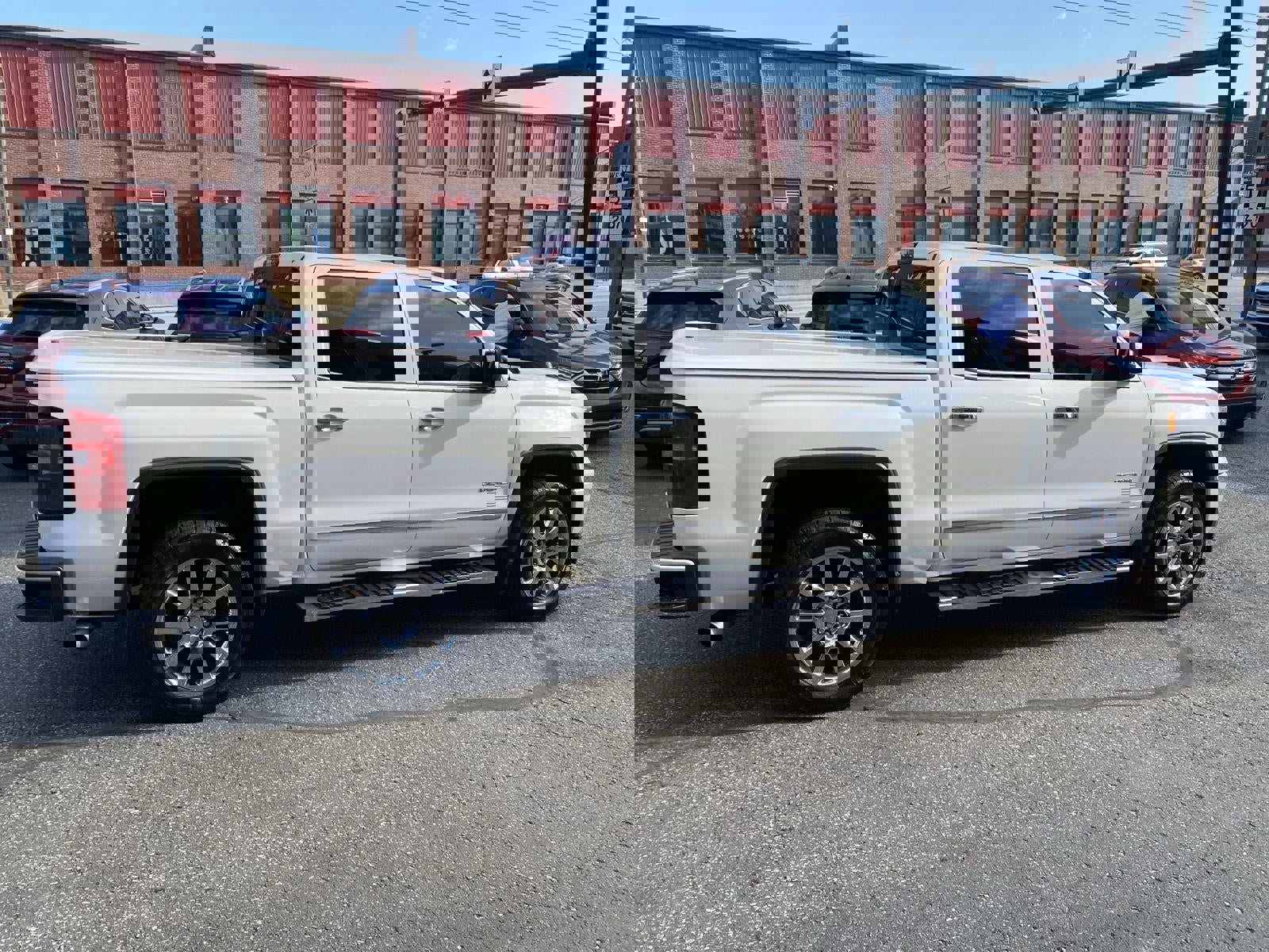 Used 2014 GMC Sierra 1500 Denali image 18