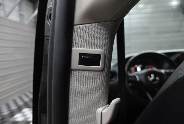 Used 2018 Mercedes-Benz Metris Passenger image 22