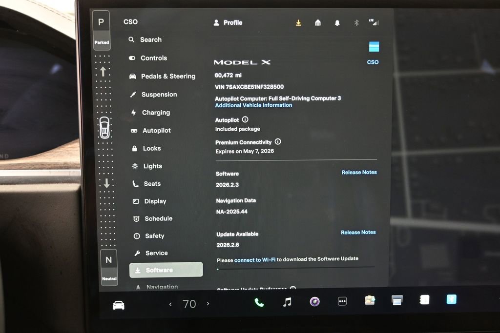 Used 2022 Tesla Model X image 32
