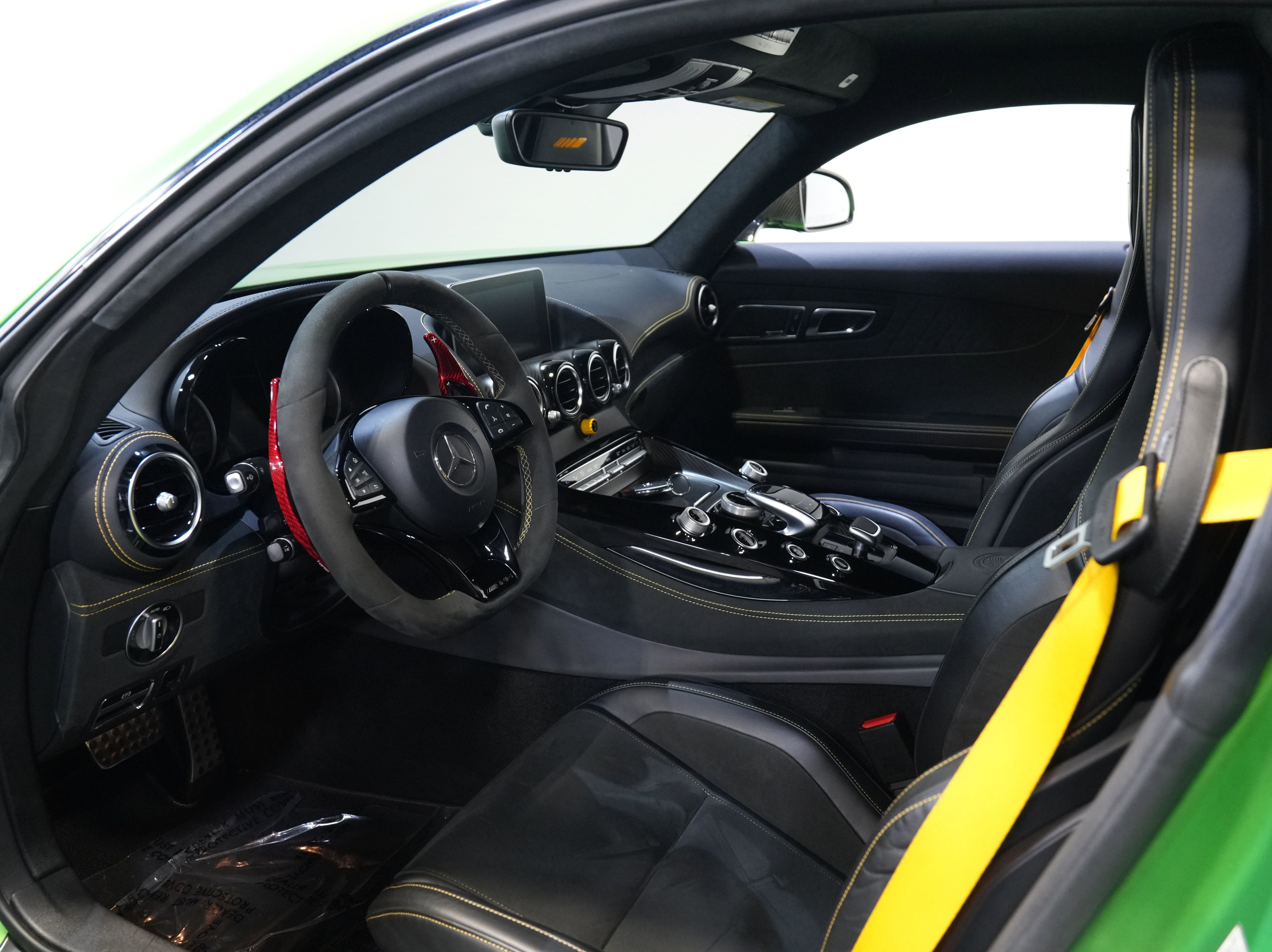 Used 2018 Mercedes-Benz AMG GT R image 29