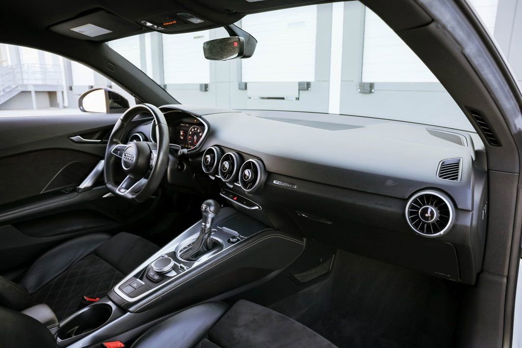 Used 2018 Audi TT 2.0T w/ Technology Package AWD/4WD image 23