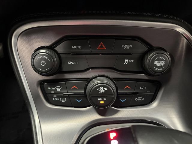 Used 2021 Dodge Challenger SXT image 17