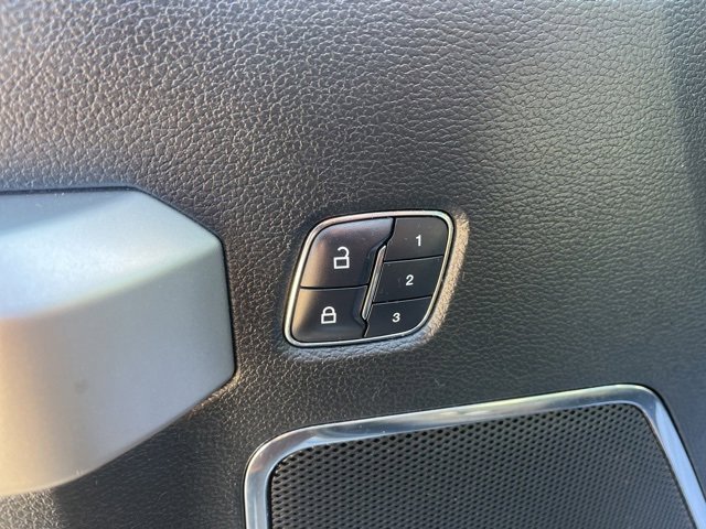 Used 2016 Ford F150 Lariat w/ Equipment Group 502A Luxury image 16