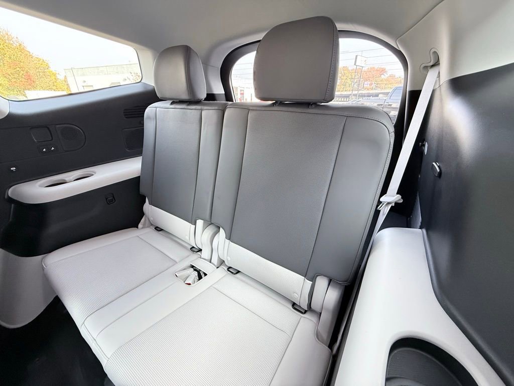 New 2026 Hyundai Ioniq 9 Limited image 29
