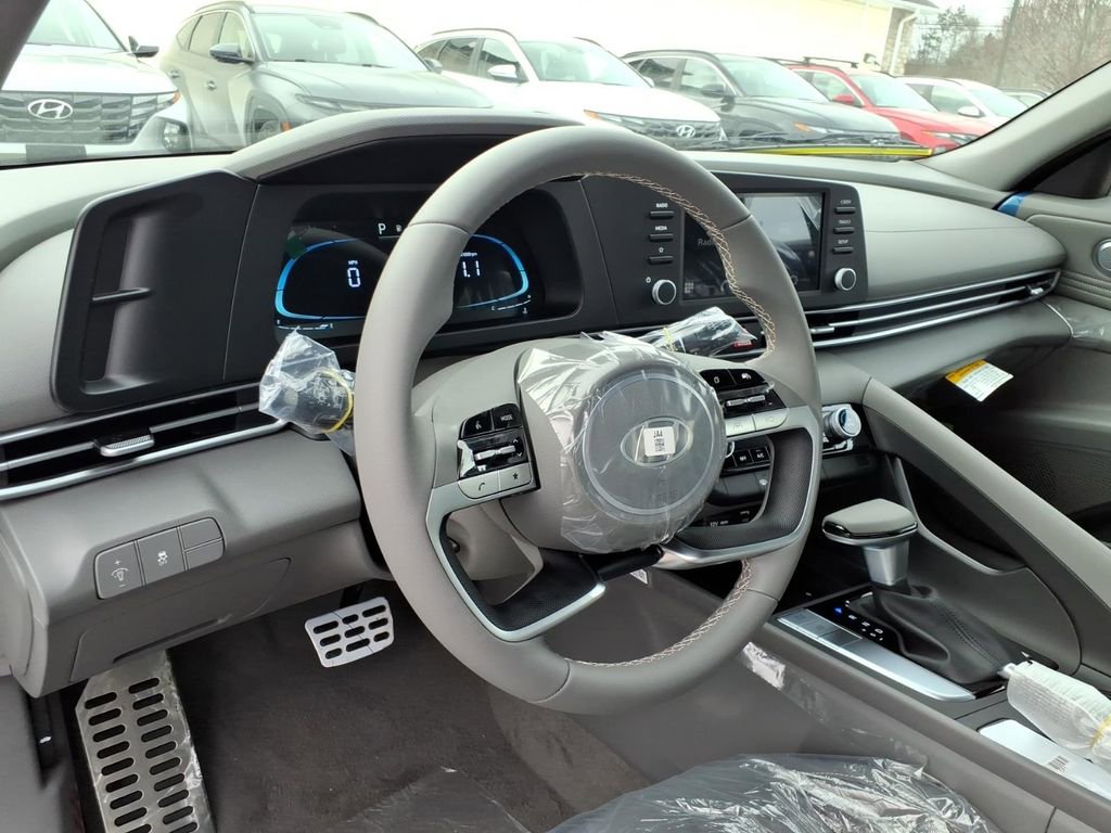 New 2026 Hyundai Elantra Sport image 13