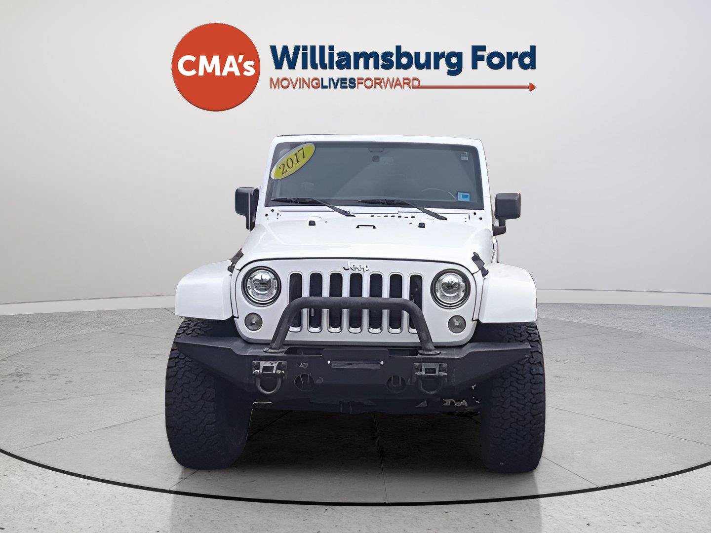 Used 2017 Jeep Wrangler Unlimited Sahara w/ Max Tow Package AWD/4WD image 8