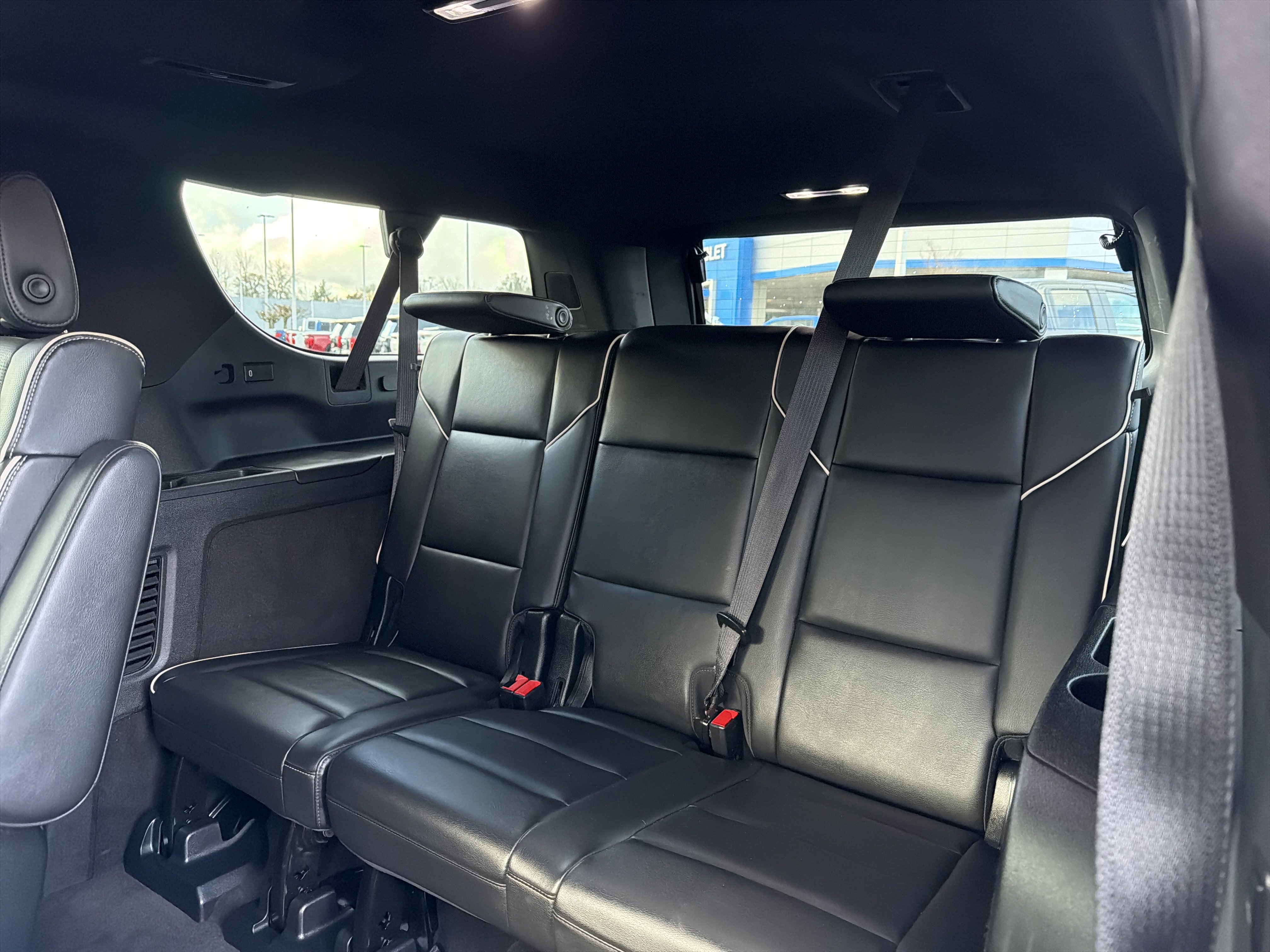 Used 2023 Cadillac Escalade ESV Premium Luxury w/ Performance Package image 12