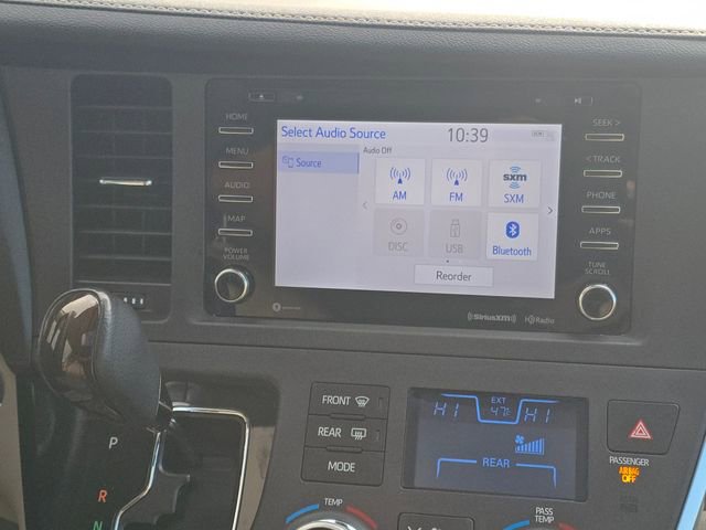 Used 2019 Toyota Sienna XLE Premium image 19