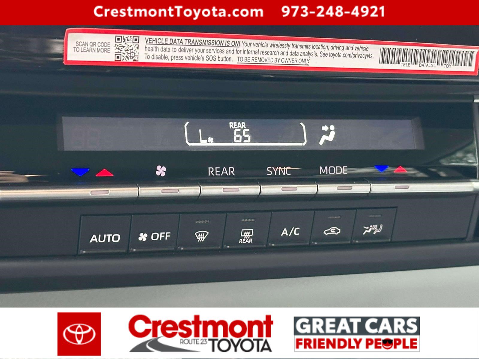 Used 2025 Toyota Sienna LE image 24