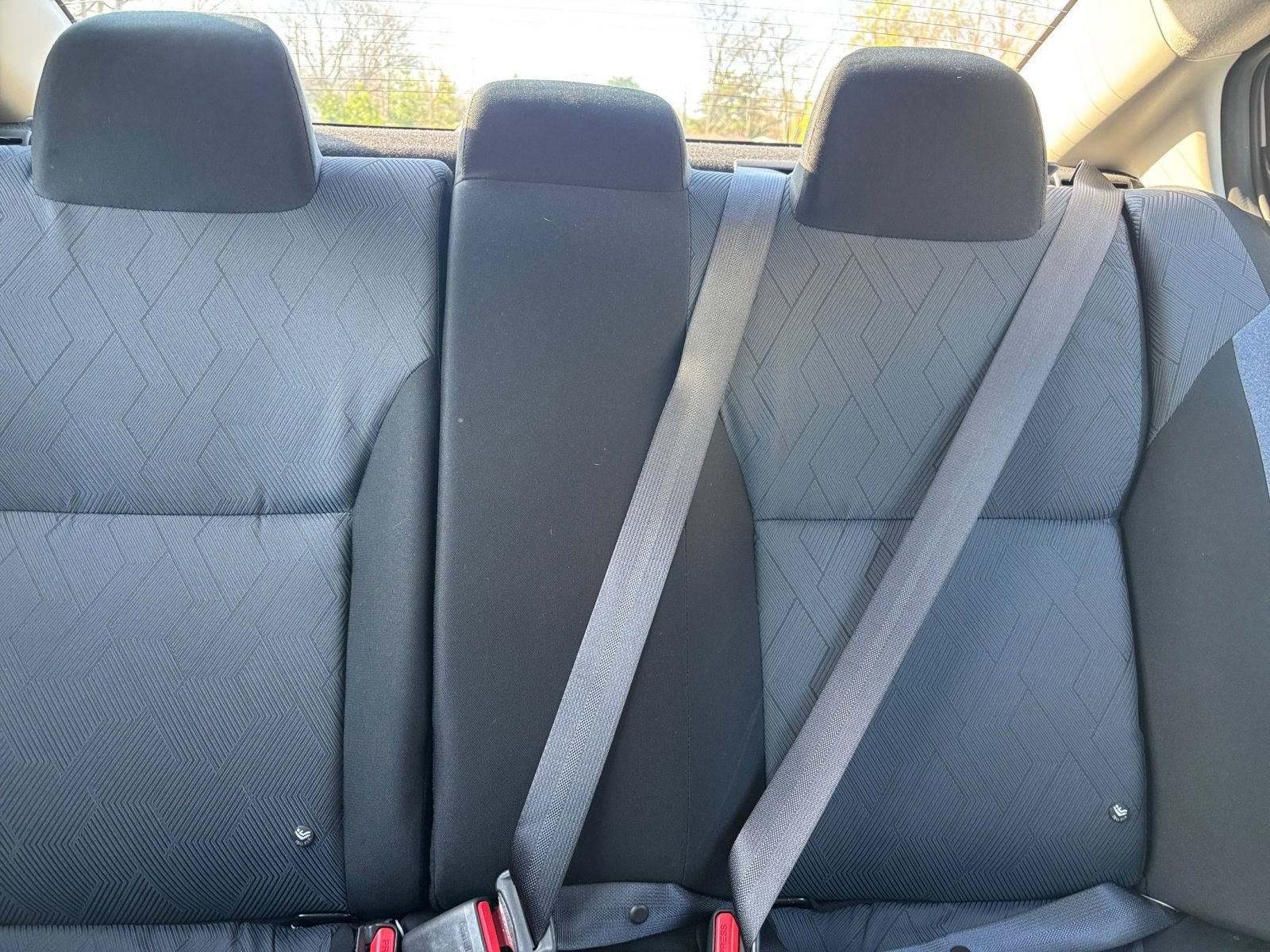 Used 2025 Nissan Versa SV FWD image 36