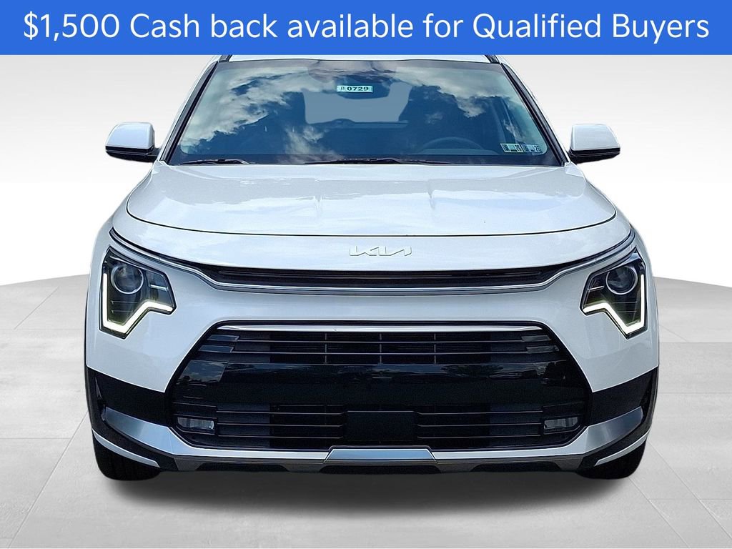 New 2025 Kia Niro EX Touring image 2