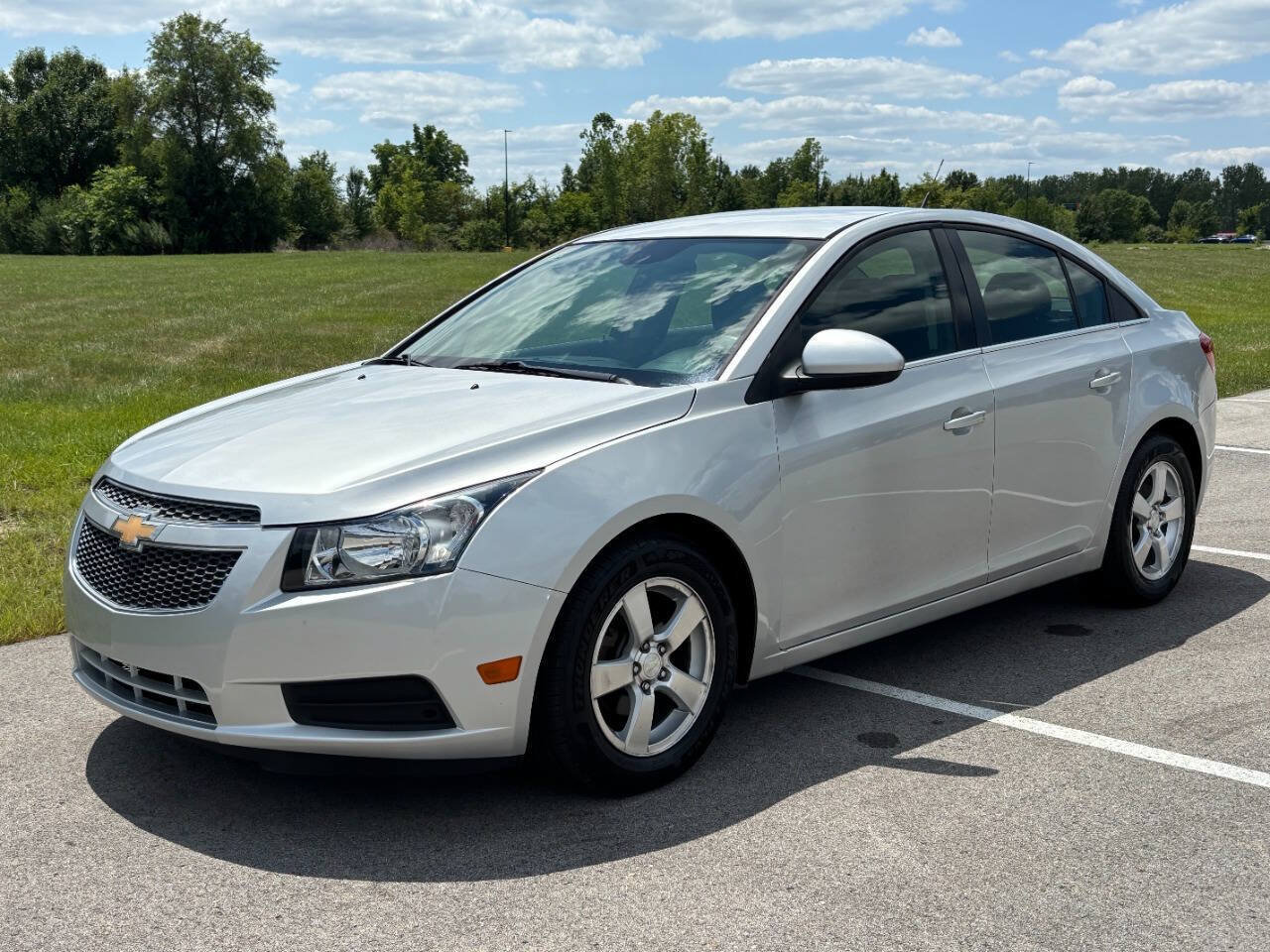 Used 2013 Chevrolet Cruze LT FWD image 3