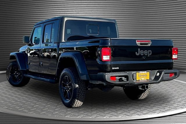 Used 2022 Jeep Gladiator Sport AWD/4WD image 4