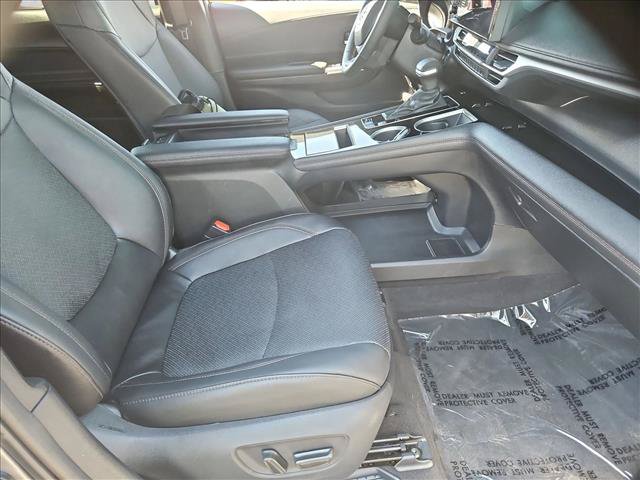 Certified 2026 Toyota Sienna Limited AWD/4WD image 29