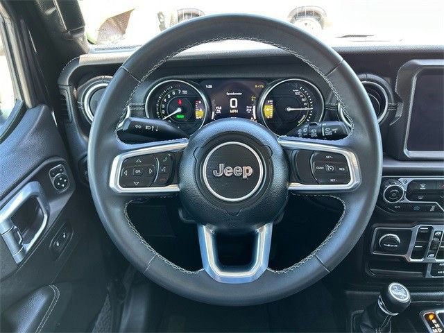 Used 2023 Jeep Wrangler Sahara AWD/4WD image 19