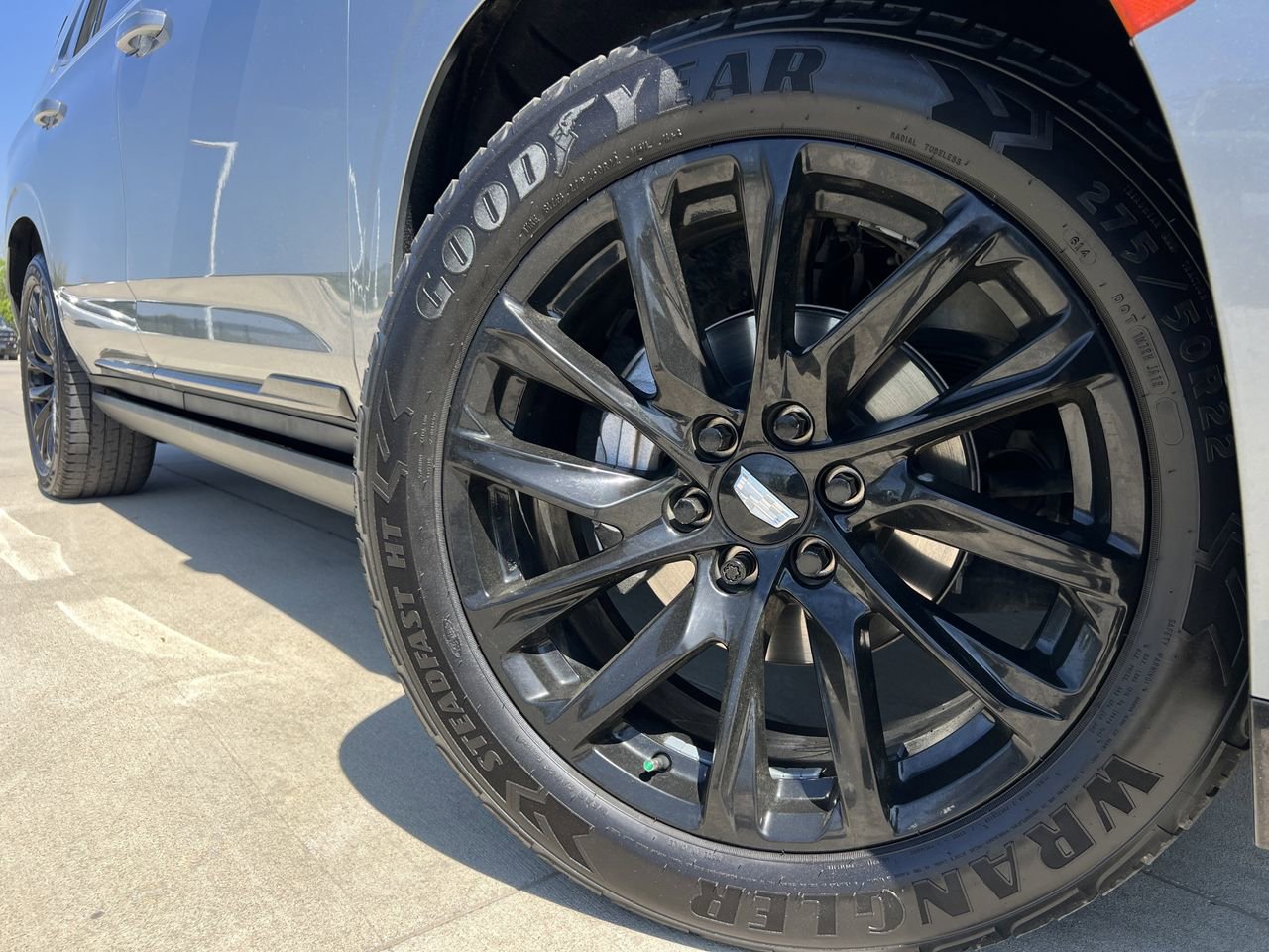 Used 2023 Cadillac Escalade Sport Platinum w/ LPO, ONYX Package image 6