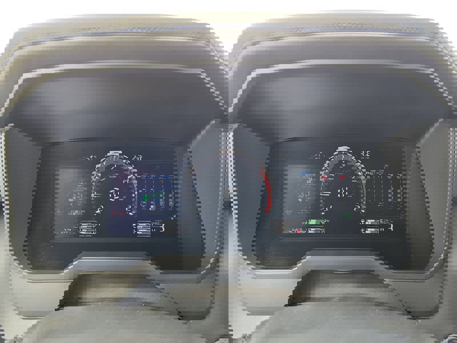 Used 2023 Toyota Tundra Platinum w/ Advanced Package image 32