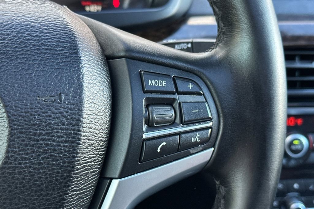 Used 2017 BMW X5 xDrive40e image 28