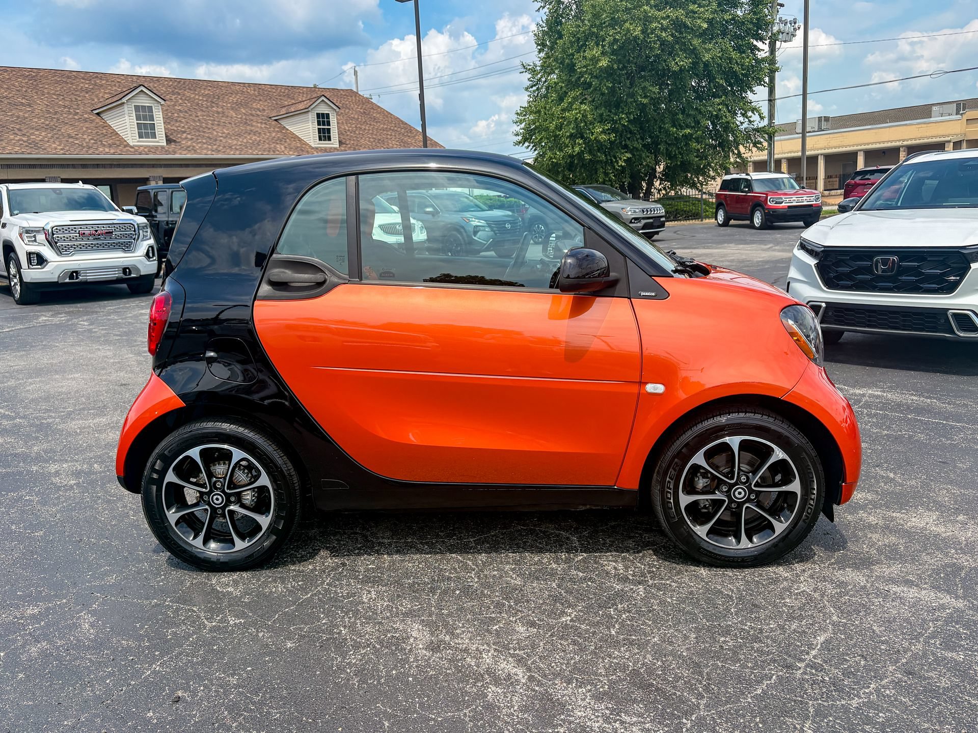 Used 2016 smart fortwo Coupe RWD image 8