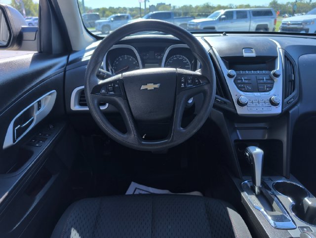 Used 2012 Chevrolet Equinox LS FWD image 2