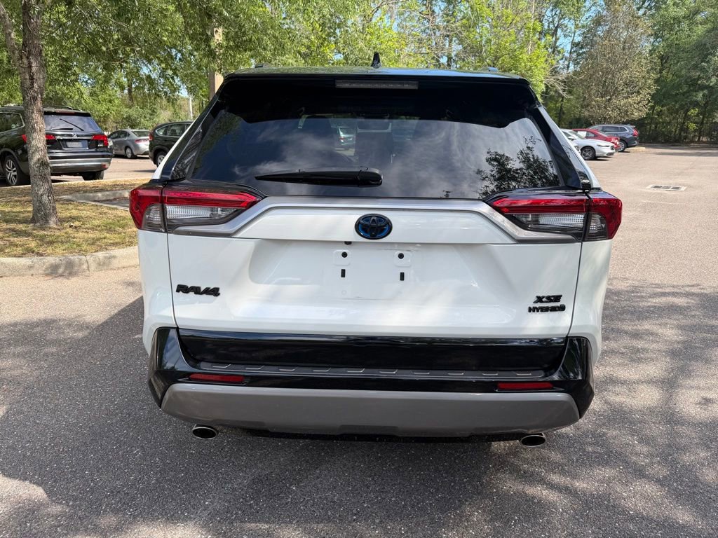Used 2022 Toyota RAV4 XSE w/ XSE Grade Weather Package image 5