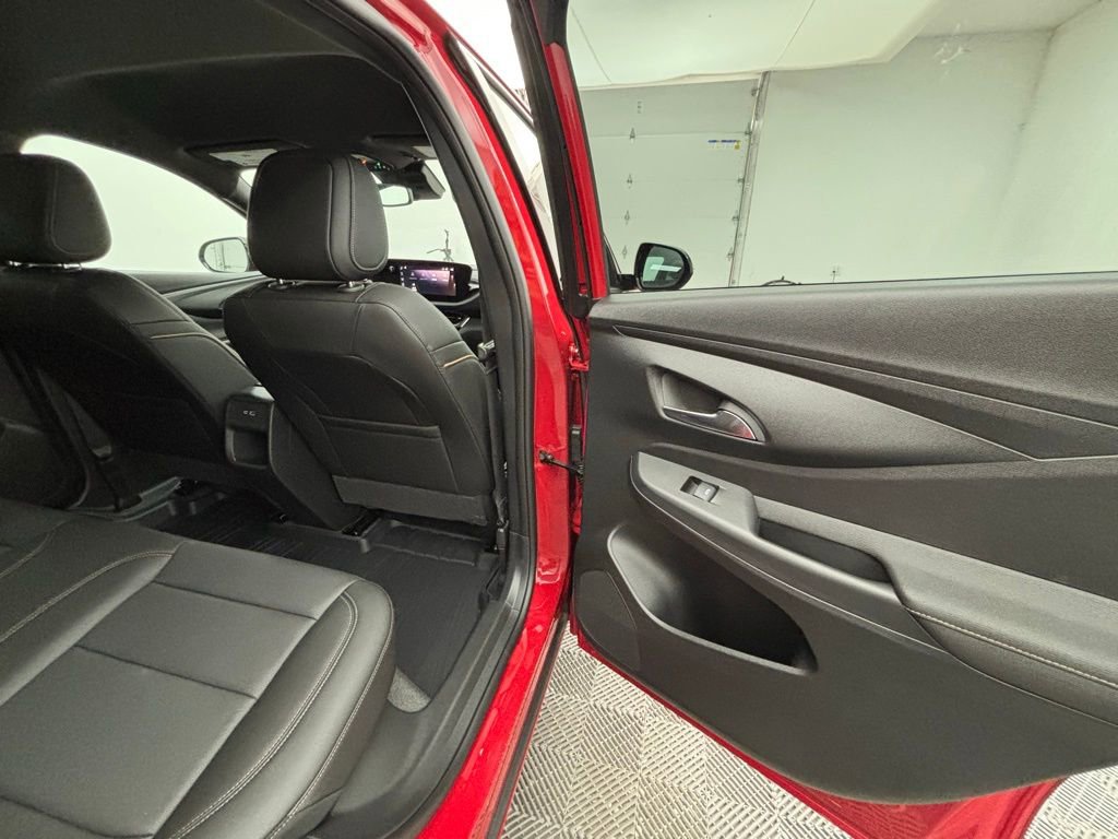 New 2026 Buick Envista Avenir image 36