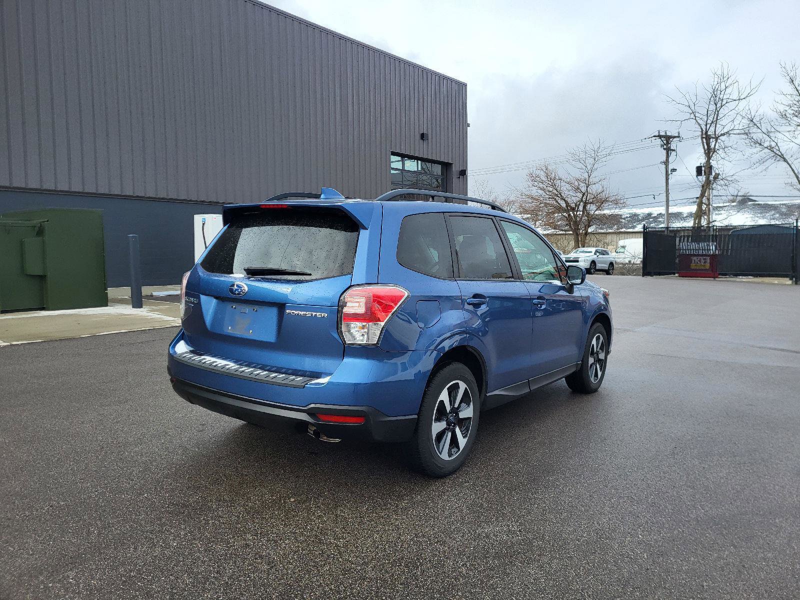 Used 2018 Subaru Forester 2.5i Premium image 3